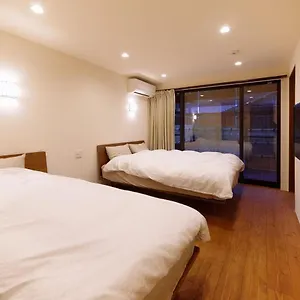 雅 コジーハウス ゲストハウス